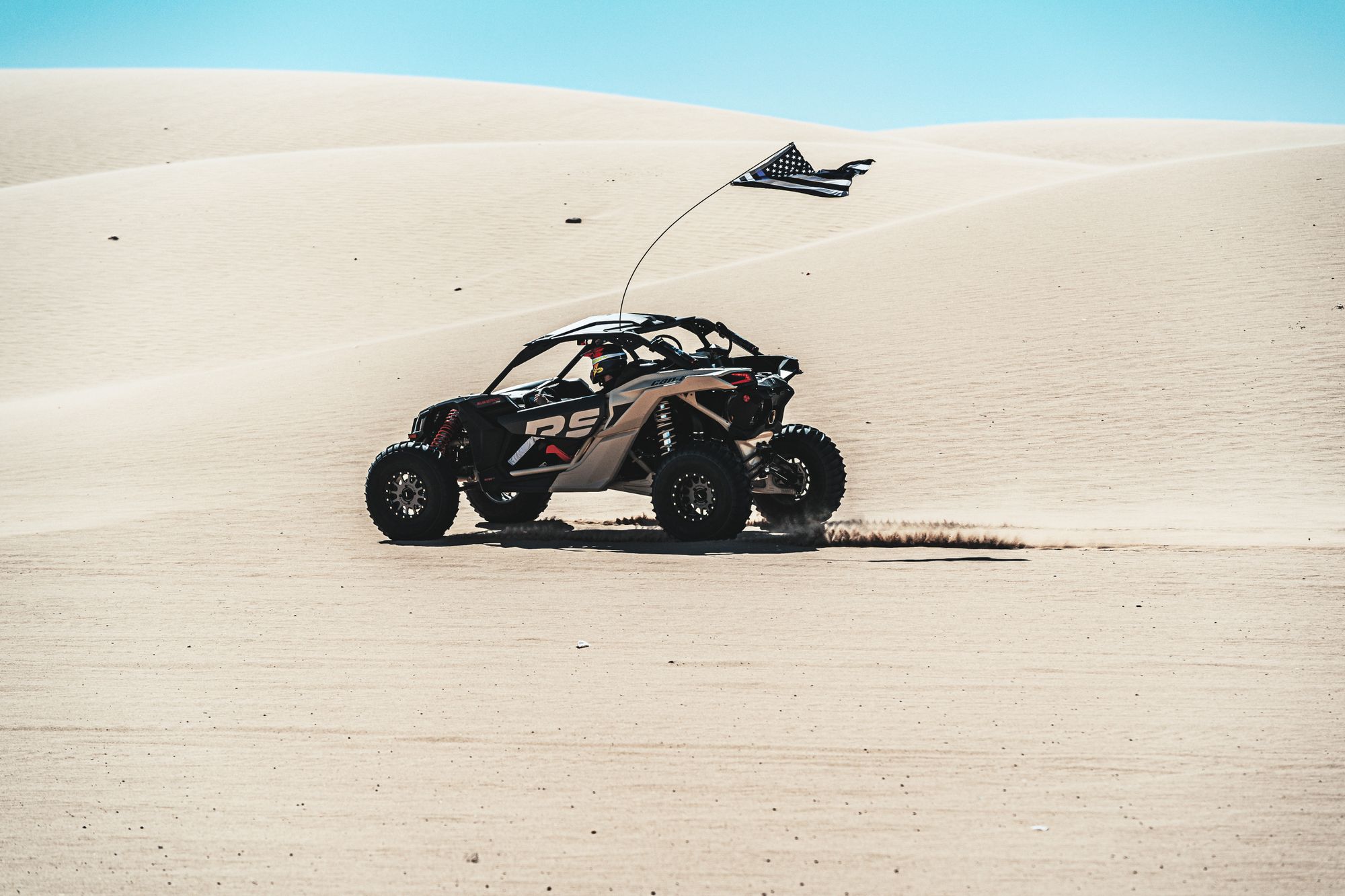 Dunes, dudes and the Blue Angels